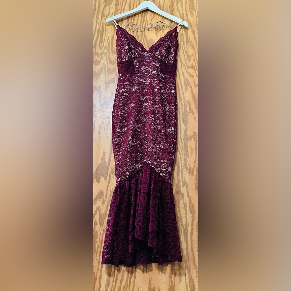 ASOS - Lace Plunge Pephem Midi Dress - NWT (size 4)